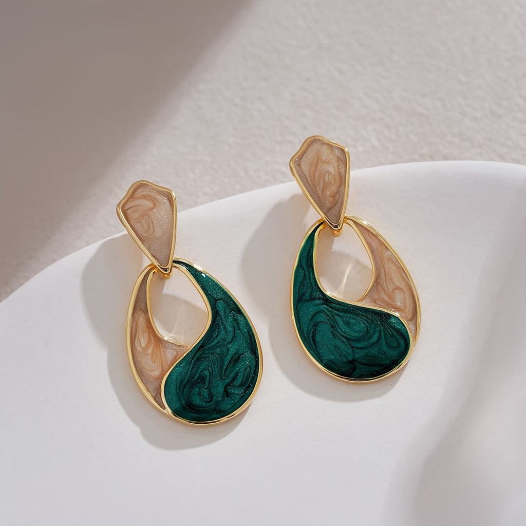 WL Boutique | Elegant Double-Tone Teardrop Earrings with Golden Accents