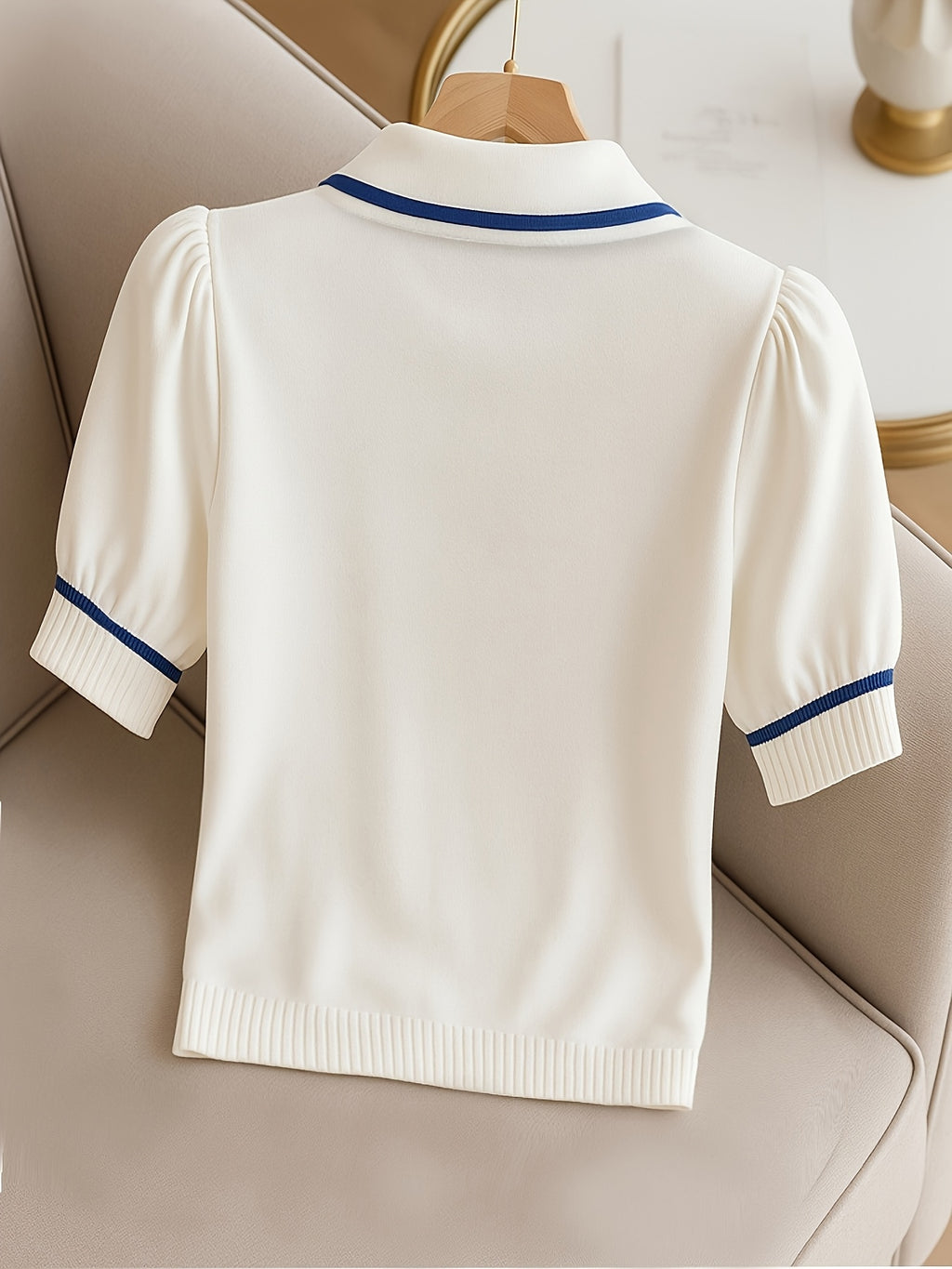 WL Boutique | Elegant Short-Sleeve Button-Up Collared Shirt