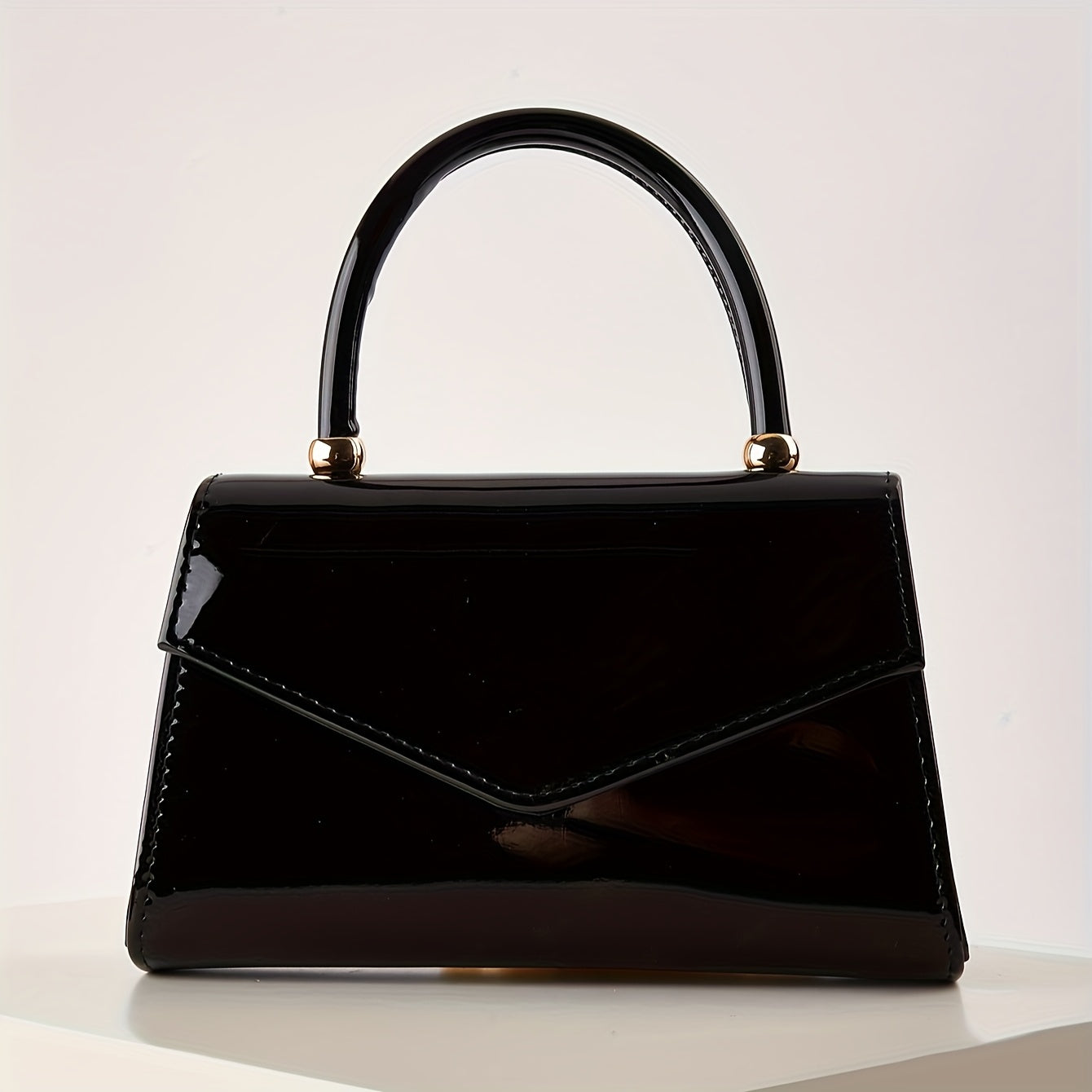WL Boutique | Elegant Glossy Patent Dinner Bag