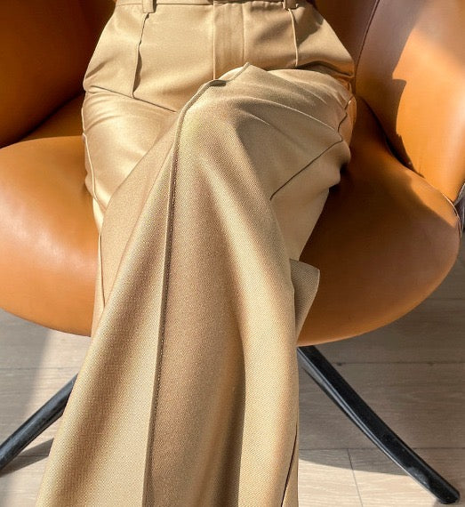 Bruna Aeppli by WL Boutique | Elegant Solid Wide-Leg Pants – Timeless Simplicity with Modern Grace