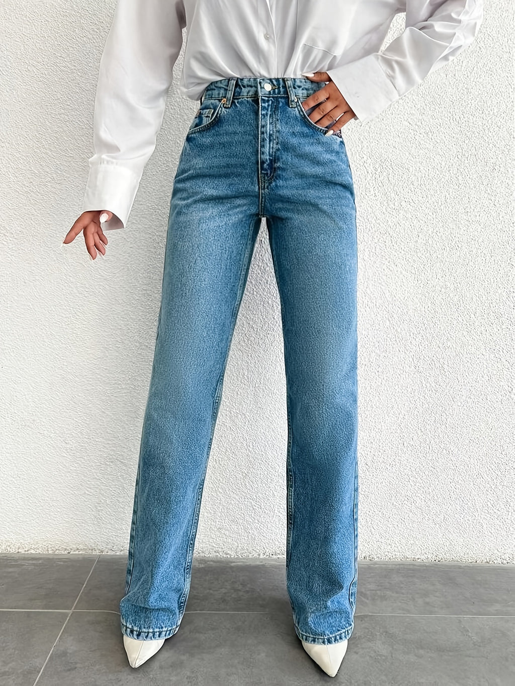 WL Boutique | Elegant Flared Wide-Leg Jeans with Stretch Fit