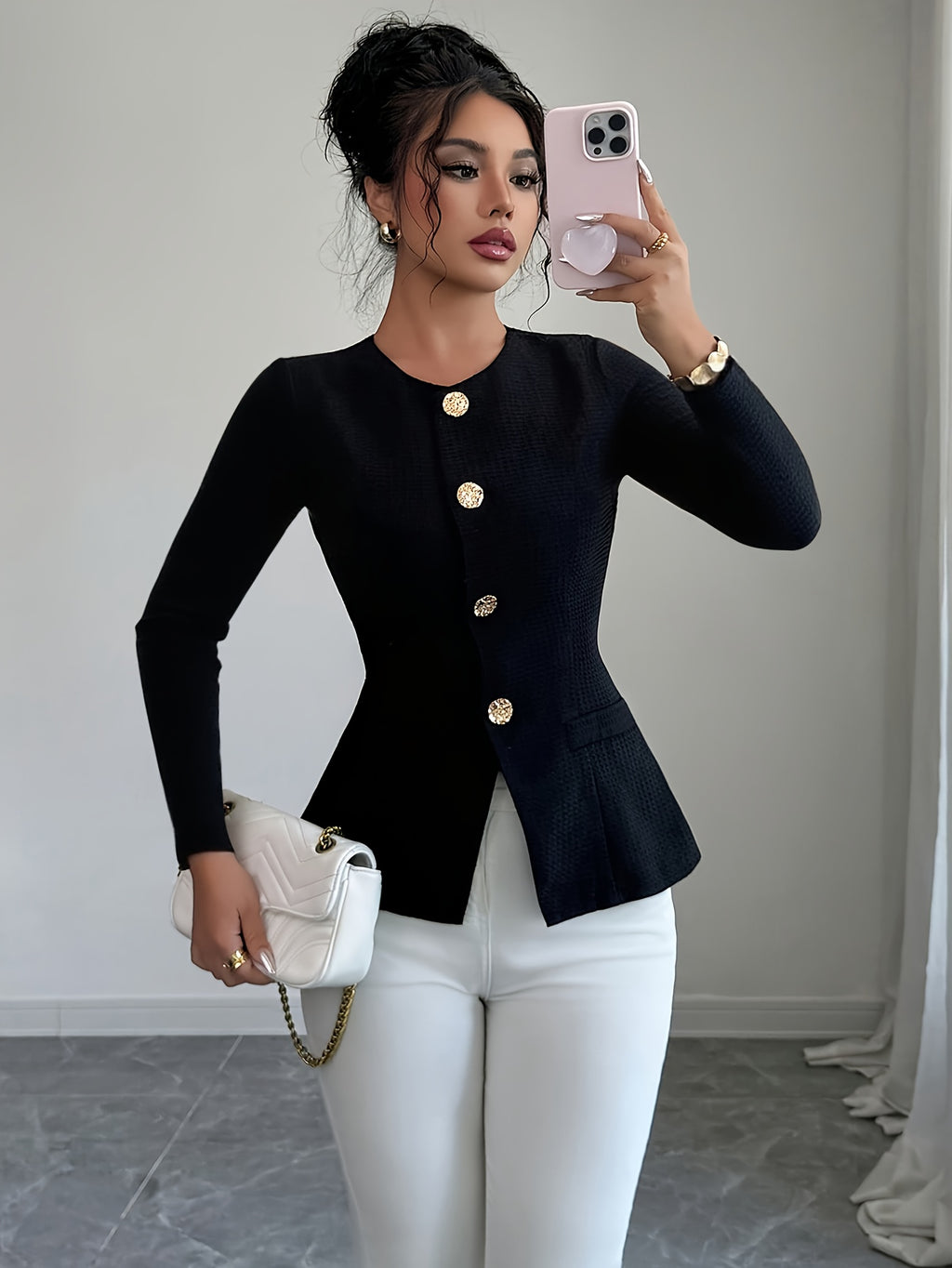 WL Boutique | Elegant Slim-Fit Black Blazer with Golden Buttons