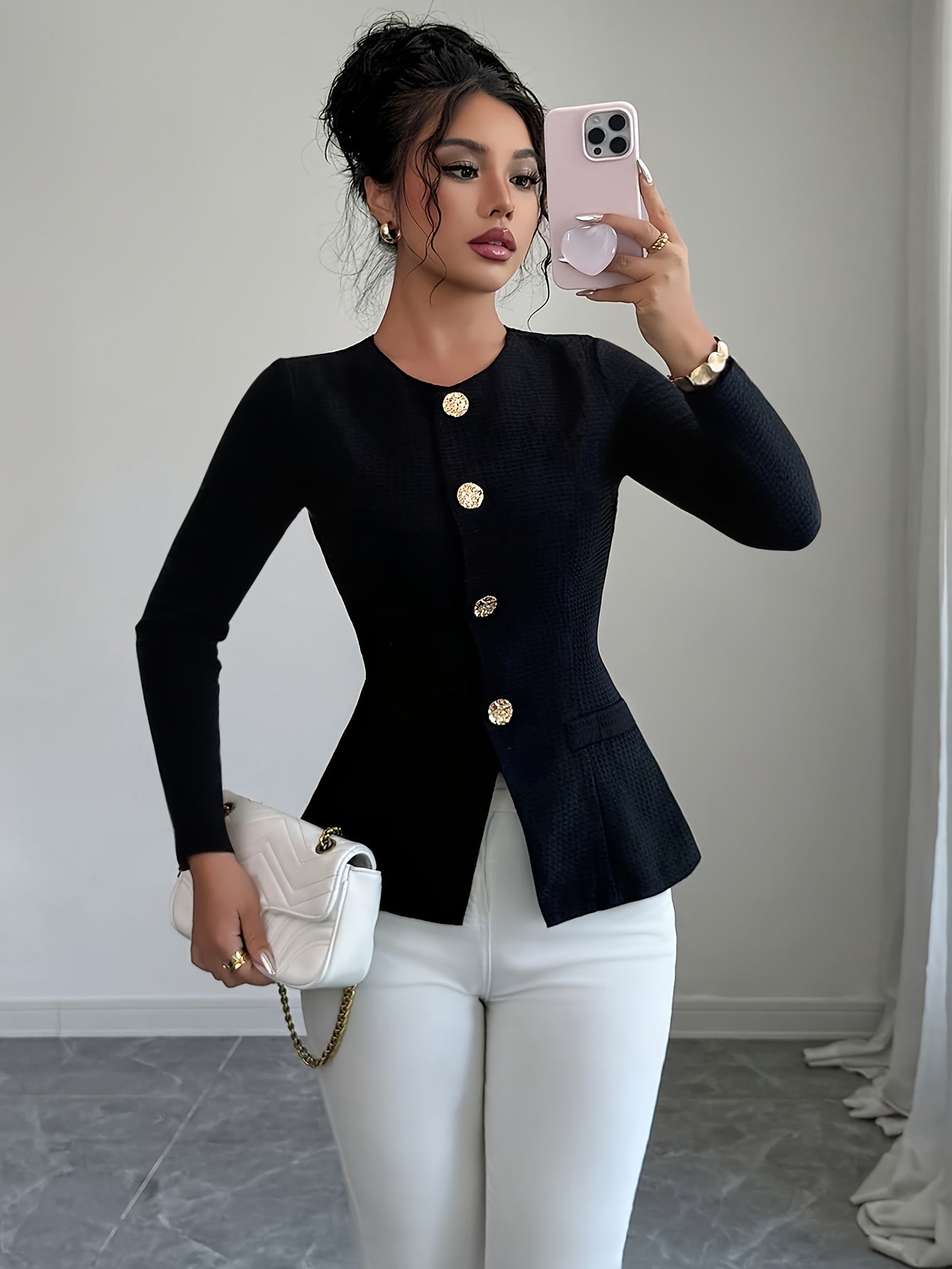 WL Boutique | Elegant Slim-Fit Black Blazer with Golden Buttons