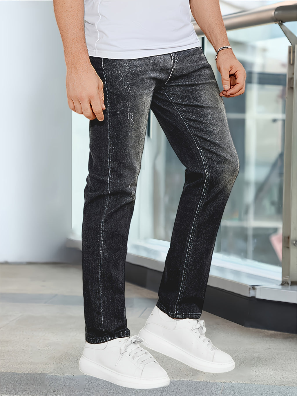 WL Boutique Men | Slim-Fit Stretch Denim Jeans