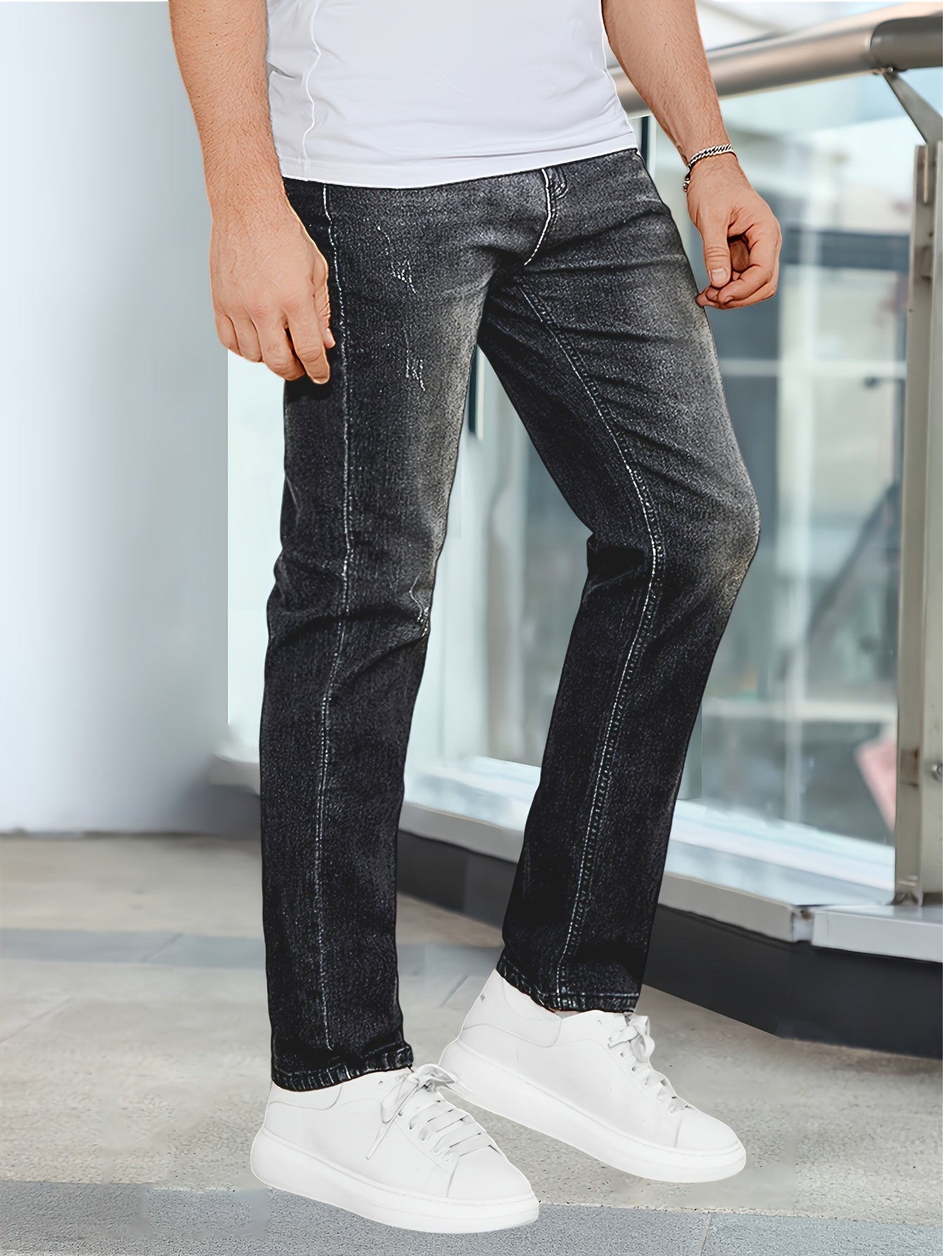 WL Boutique Men | Slim-Fit Stretch Denim Jeans
