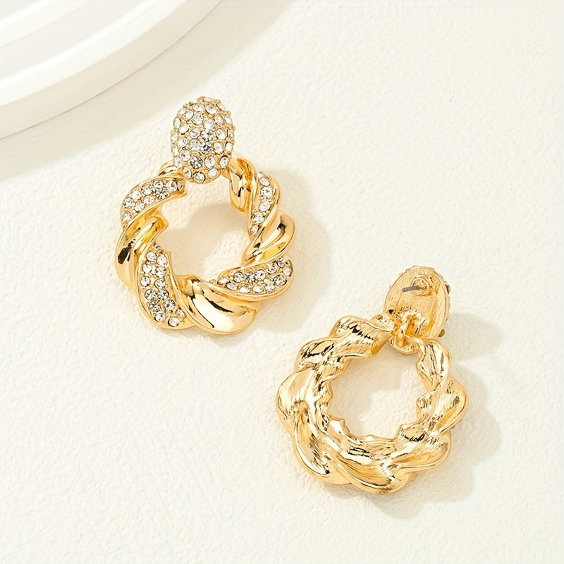 WL Boutique | Elegant Rhinestone Twist Dangle Earrings