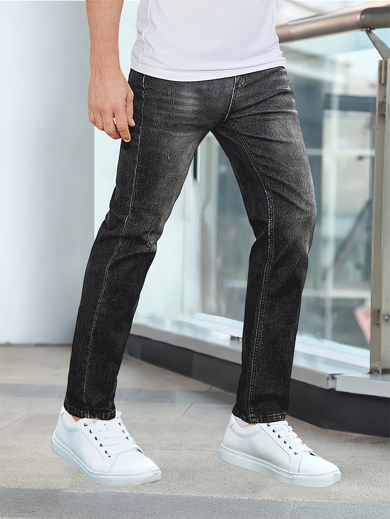 WL Boutique Men | Slim-Fit Stretch Denim Jeans