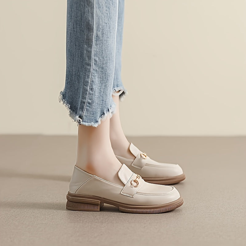 WL Boutique | Vintage Penny Loafers with Chain Detail – Elegant All-Season Slip-Ons