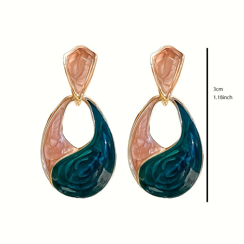 WL Boutique | Elegant Double-Tone Teardrop Earrings with Golden Accents