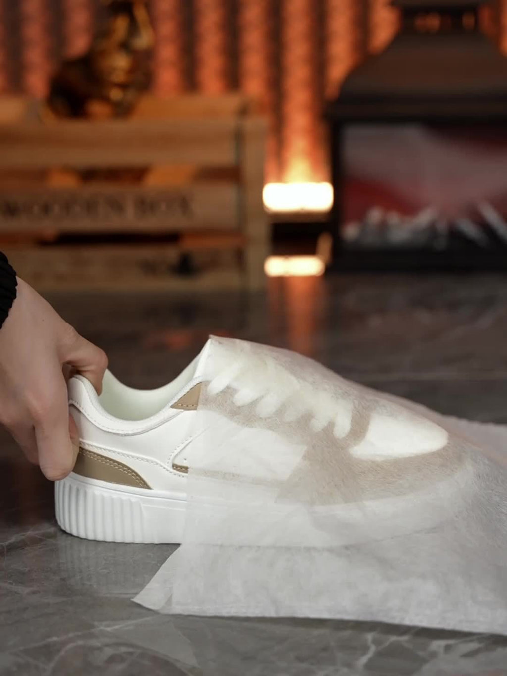 WL Boutique | Elegant Lace-Up Low-Top Sneakers with Breathable Comfort