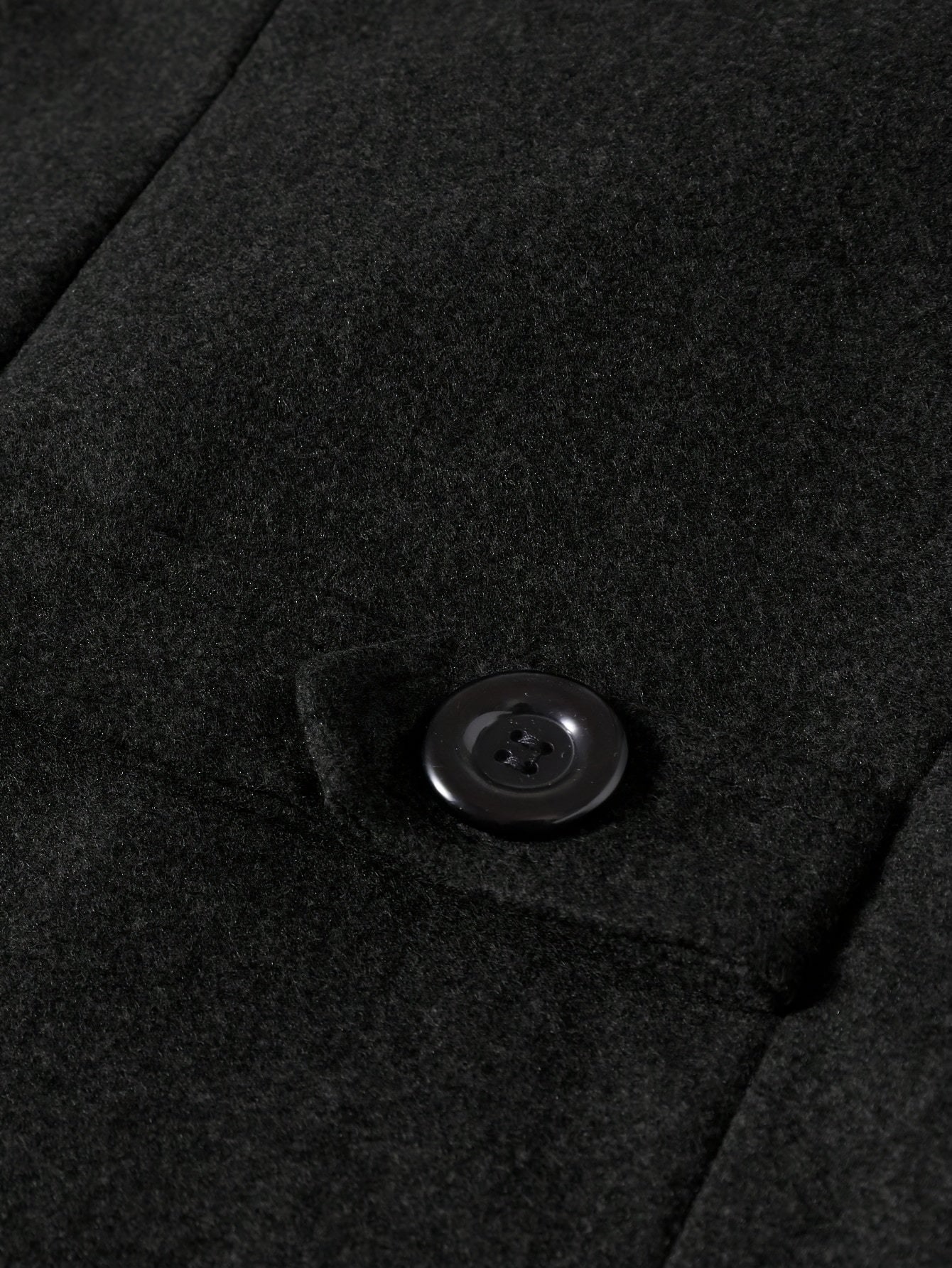 WL Boutique Men | Elegant Black Double-Breasted Winter Coat