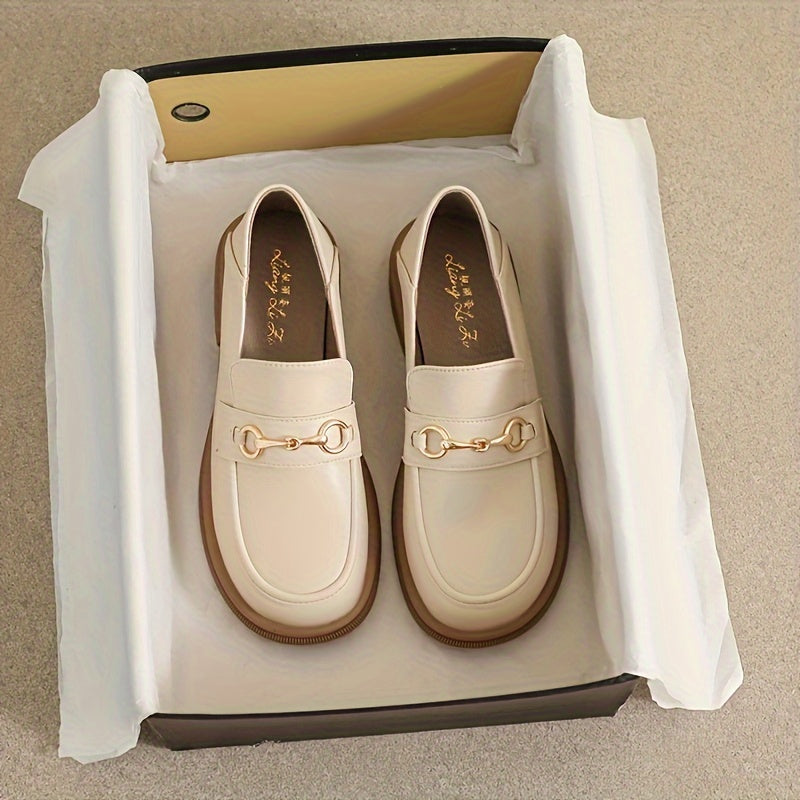 WL Boutique | Vintage Penny Loafers with Chain Detail – Elegant All-Season Slip-Ons
