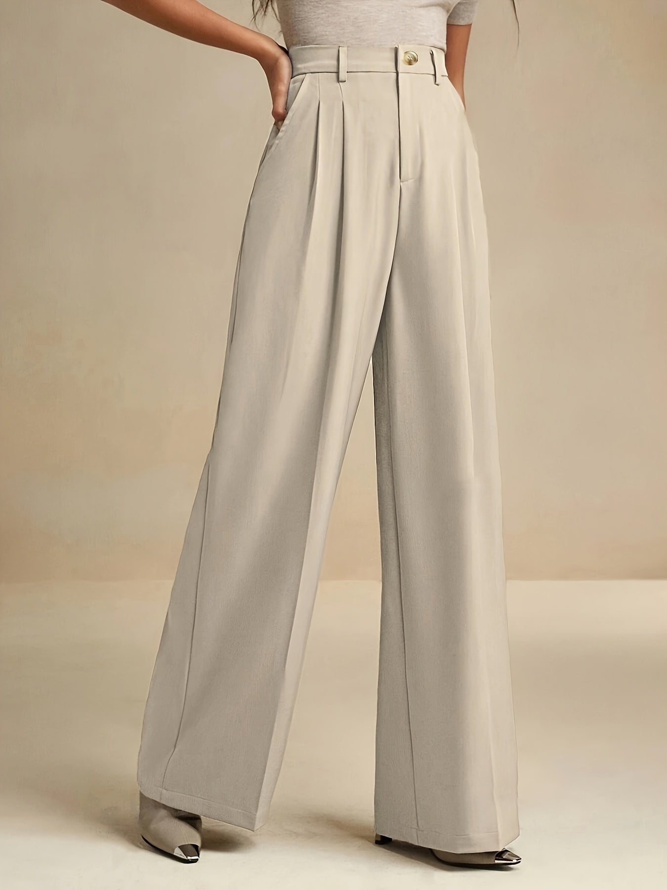 WL Boutique | Elegant Beige Wide-Leg Trousers with Zipper Detail