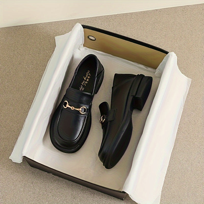 WL Boutique | Vintage Penny Loafers with Chain Detail – Elegant All-Season Slip-Ons
