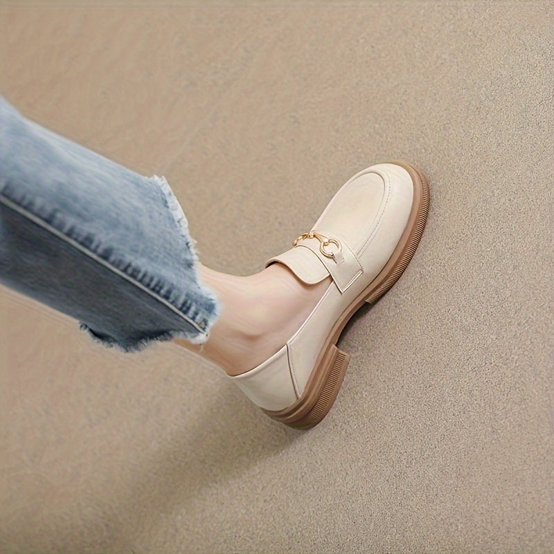 WL Boutique | Vintage Penny Loafers with Chain Detail – Elegant All-Season Slip-Ons