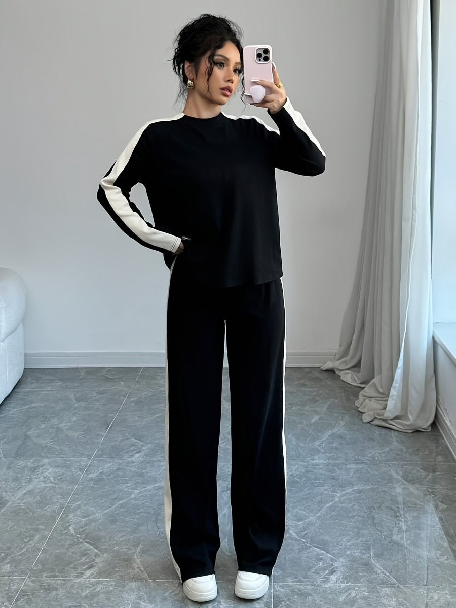 WL Boutique | Striped Contrast Round Neck T-Shirt &amp; Pants Set