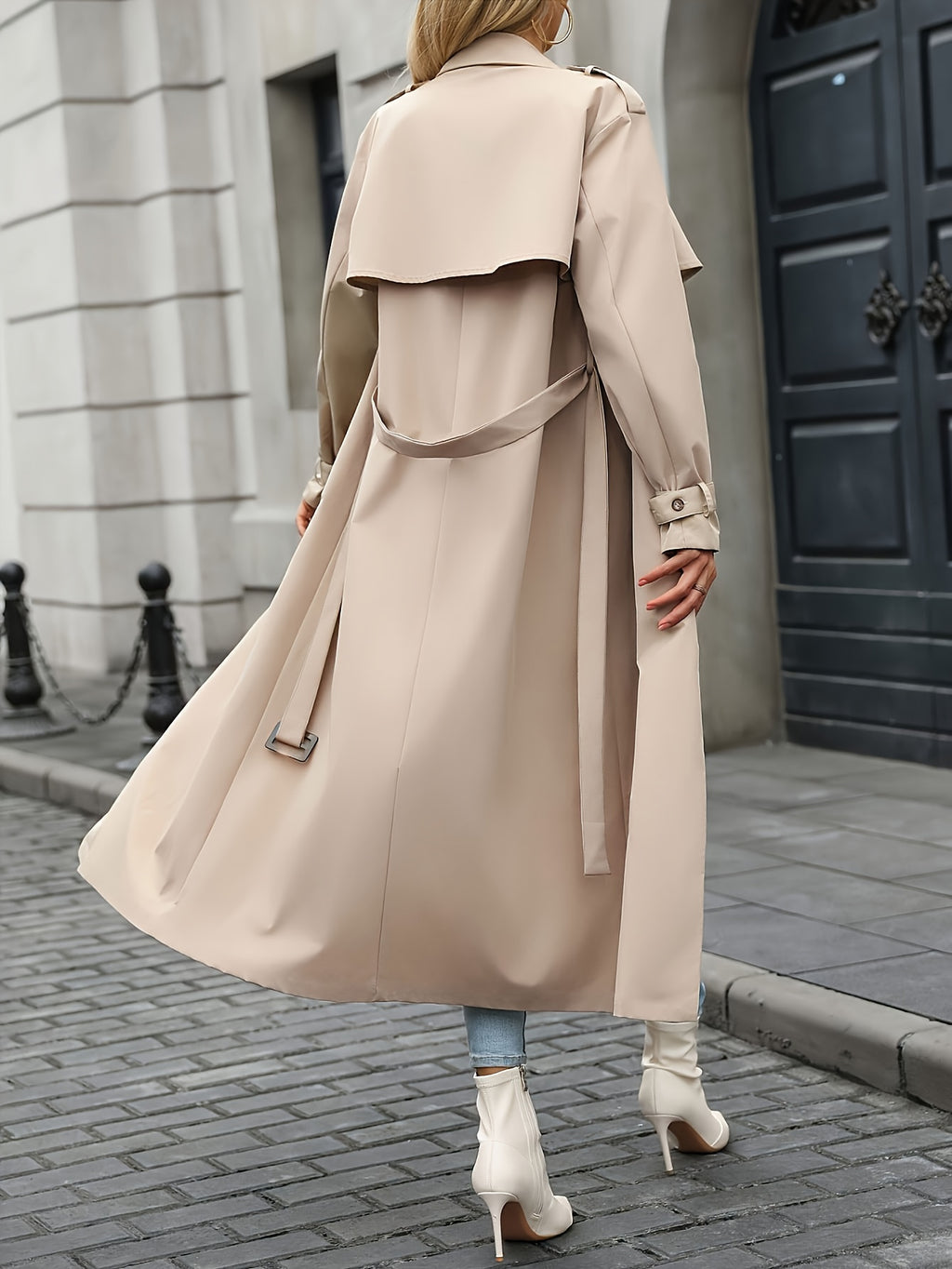 WL Boutique | Elegant Beige Long Coat with Belt