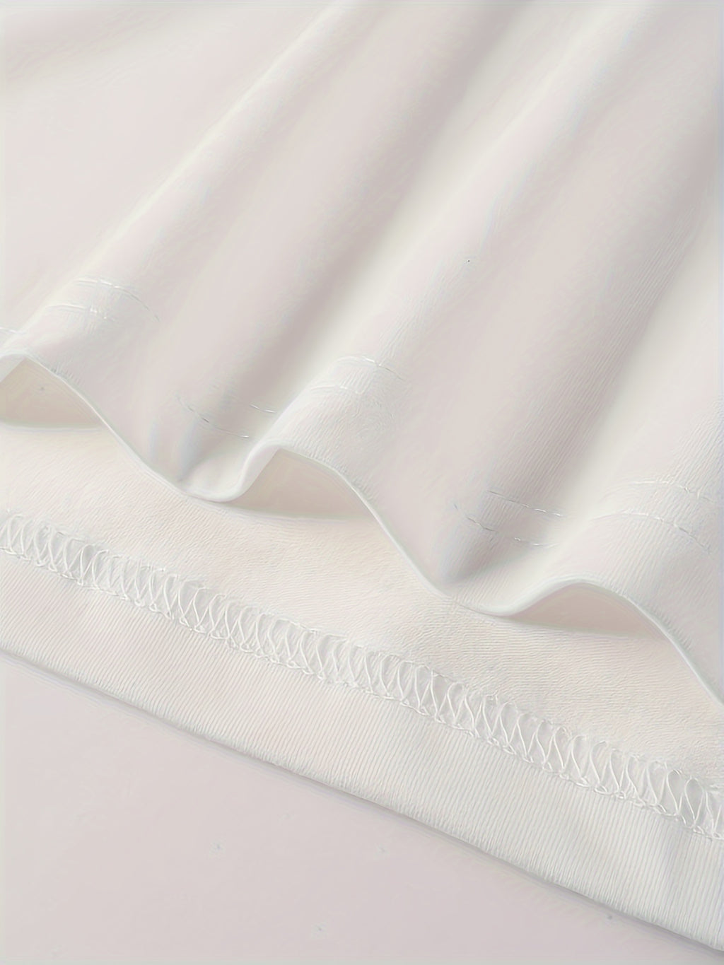 WL Boutique Men | Geometric Print Round-Neck T-Shirt