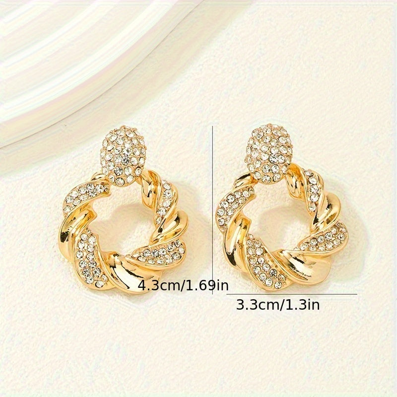 WL Boutique | Elegant Rhinestone Twist Dangle Earrings