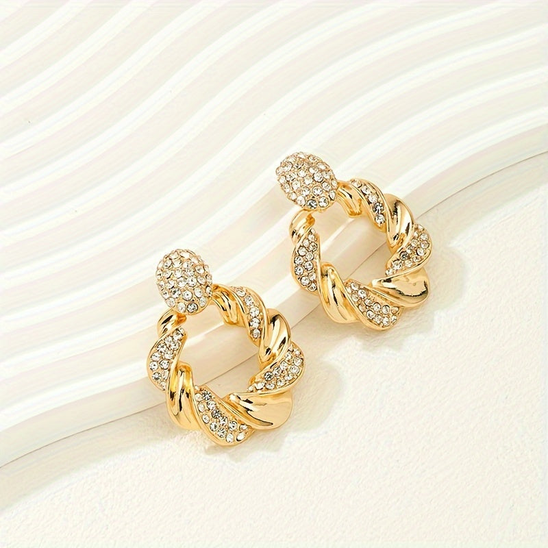 WL Boutique | Elegant Rhinestone Twist Dangle Earrings