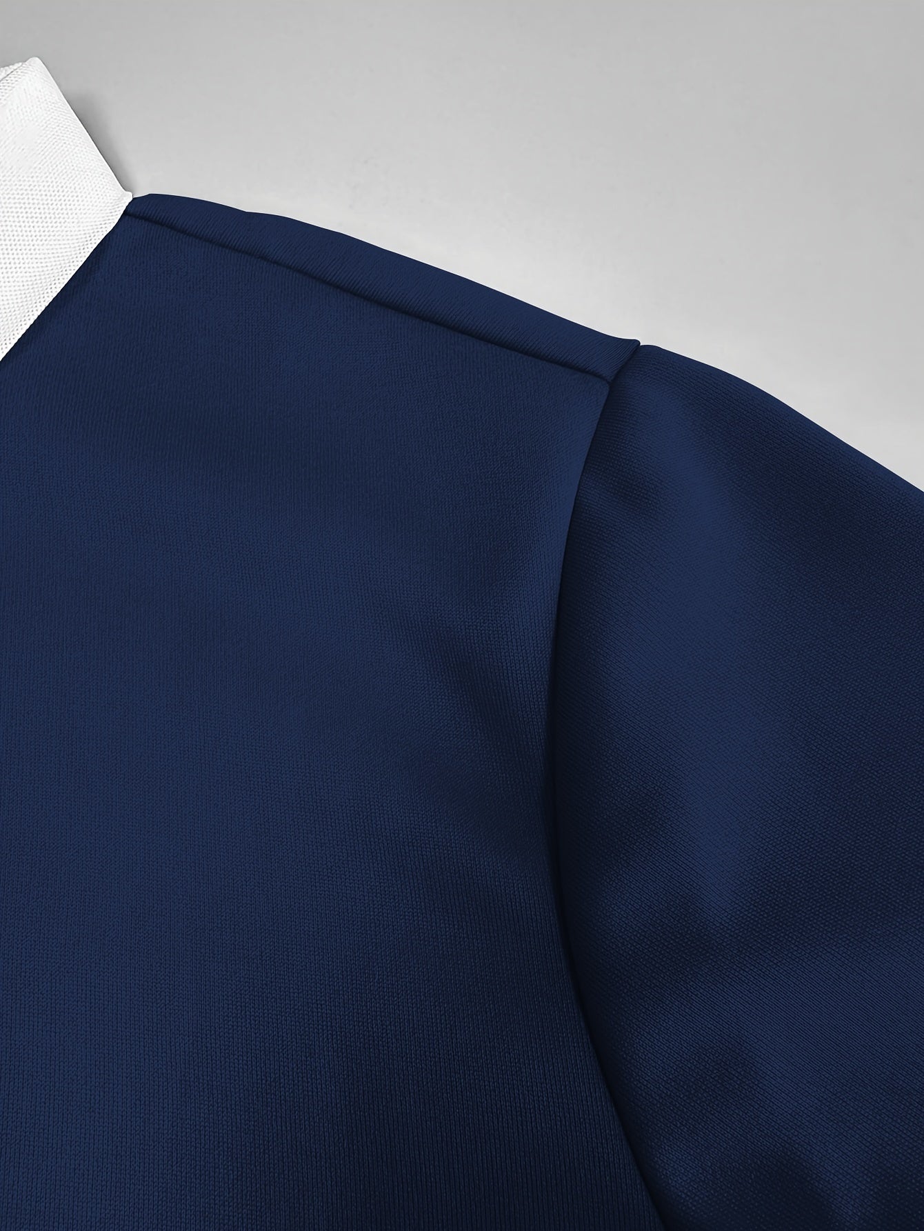 WL Boutique | Men’s Long-Sleeve Polo Shirt – Classic Summer Comfort