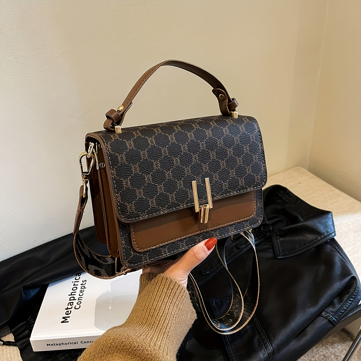 WL Boutique | Geometric Floral Shoulder &amp; Handbag