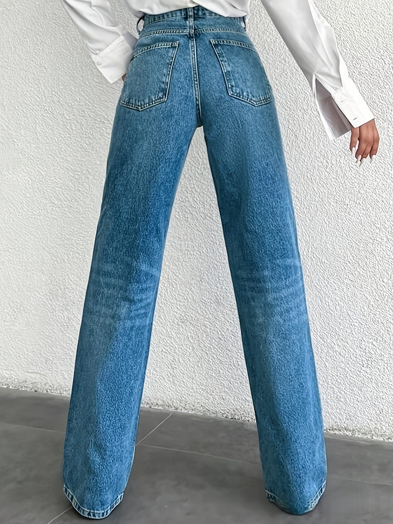 WL Boutique | Elegant Flared Wide-Leg Jeans with Stretch Fit