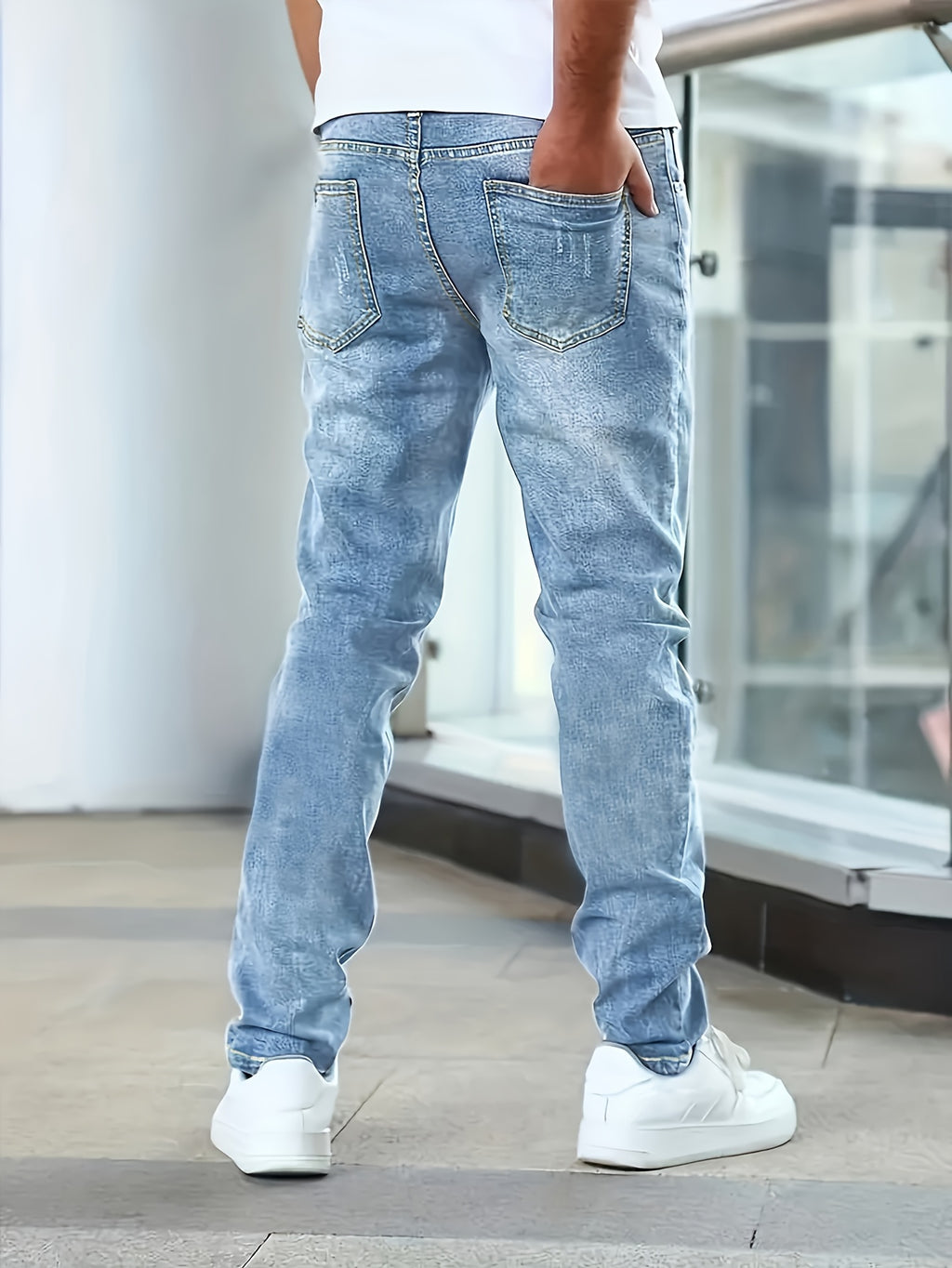 WL Boutique Men | Slim-Fit Stretch Denim Jeans