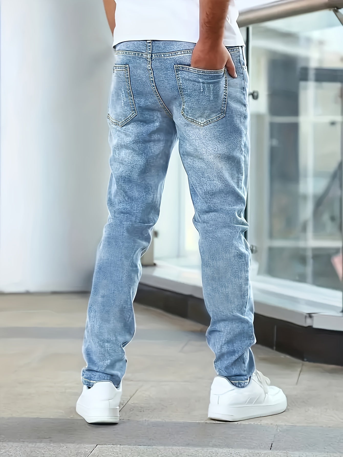 WL Boutique Men | Slim-Fit Stretch Denim Jeans