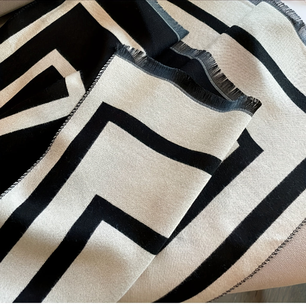 WL Boutique | Elegant Geometric Jacquard Scarf – 2025 Winter Collection