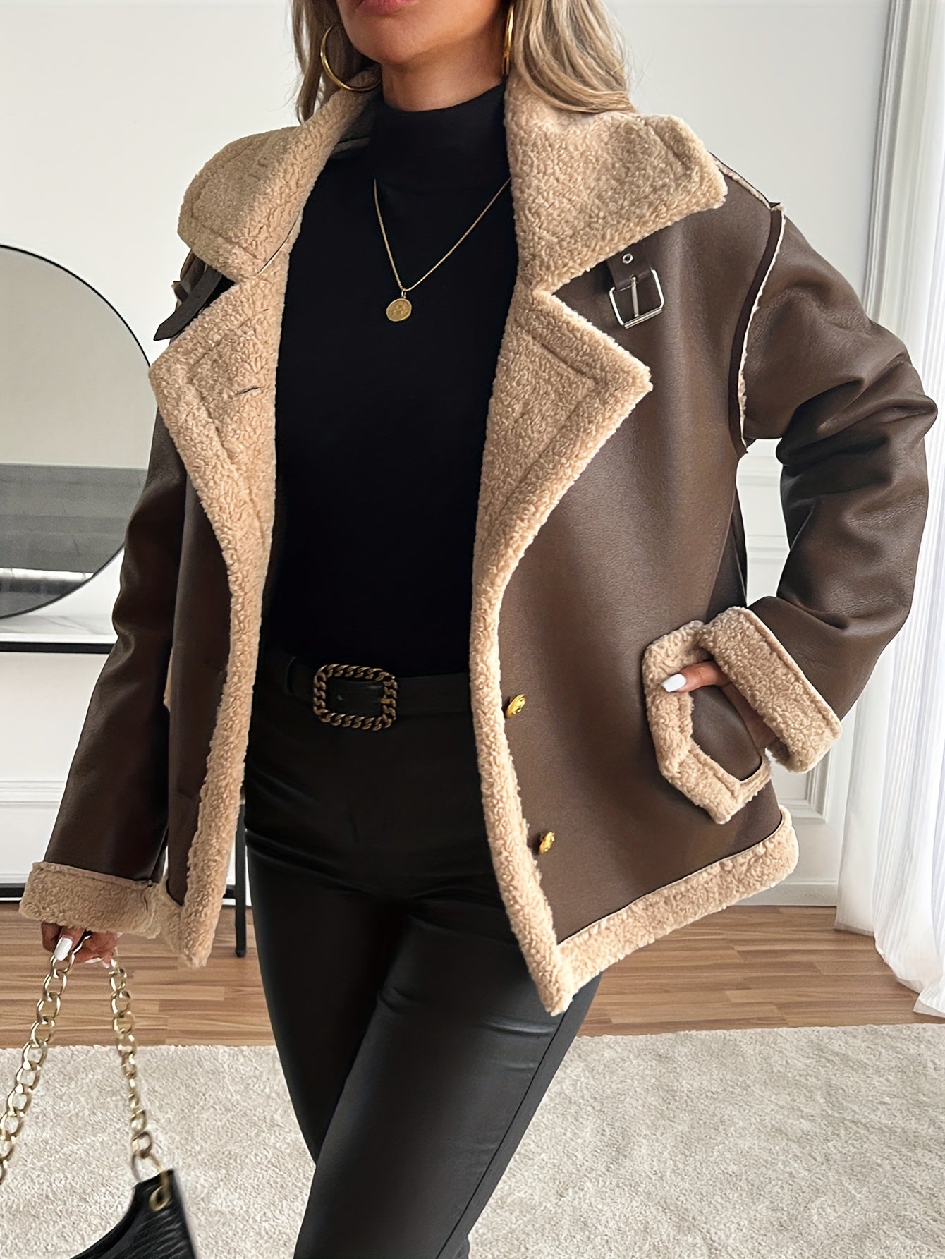 WL Boutique | Elegant Faux Fur-Lined Motorcycle Jacket